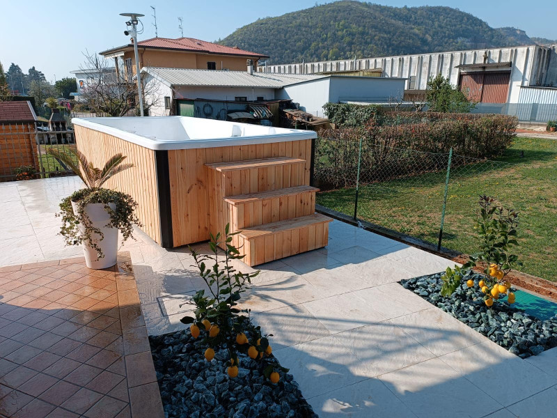 copy of Electric Hot tub...